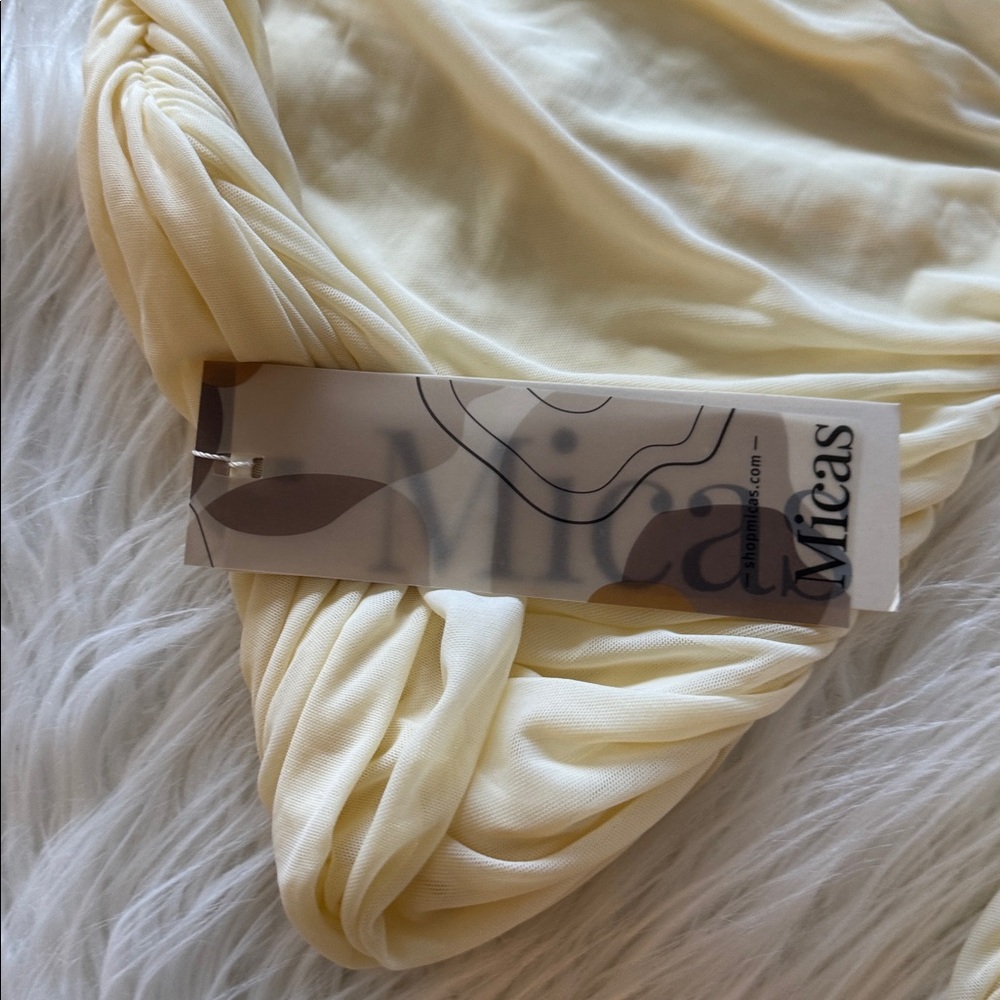 Micas Off The Shoulder Long Sleeve Top size S - Picture 4 of 6